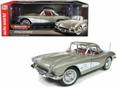 Chevrolet Corvette 1961 - 1:18 - Auto World