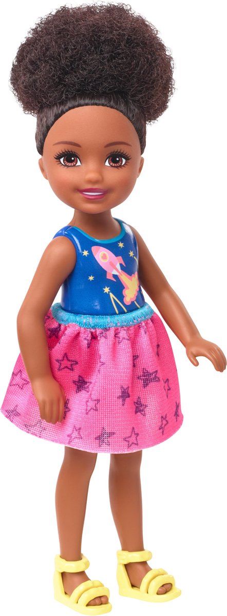 aanvaardbaar kan zijn Scheiden Barbie Club Chelsea Pop met ruimteprint (15 cm) - Barbiepop | bol.com