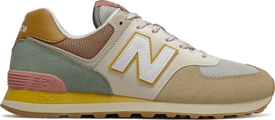 New Balance ML574 D Heren Sneakers - Tan - Maat 45 New Balance ML574 D Heren Sneakers - Tan - Maat 45