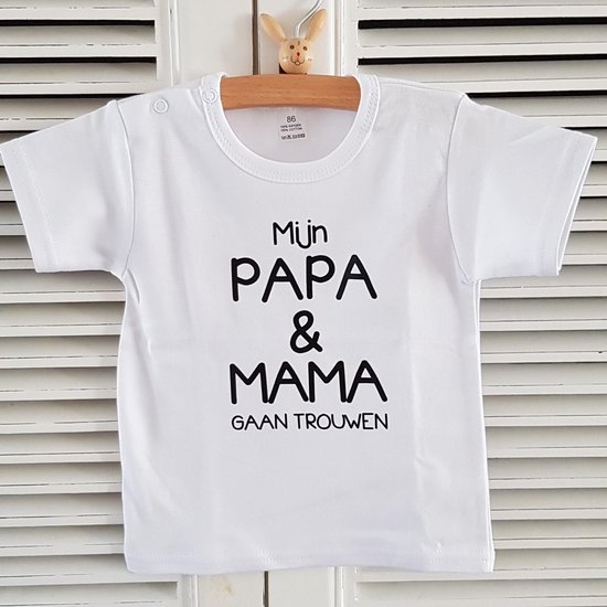kussen inkomen verklaren Baby shirtje jongen meisje tekst mijn papa en mama gaan trouwen | korte  mouw T-Shirt |... | bol.com