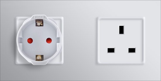 kwmobile 2x travel plug type G - Idéal pour voyager en Angleterre, Ecosse, Malte, Singapour, Hong Kong et Malaisie - Holiday plug in white