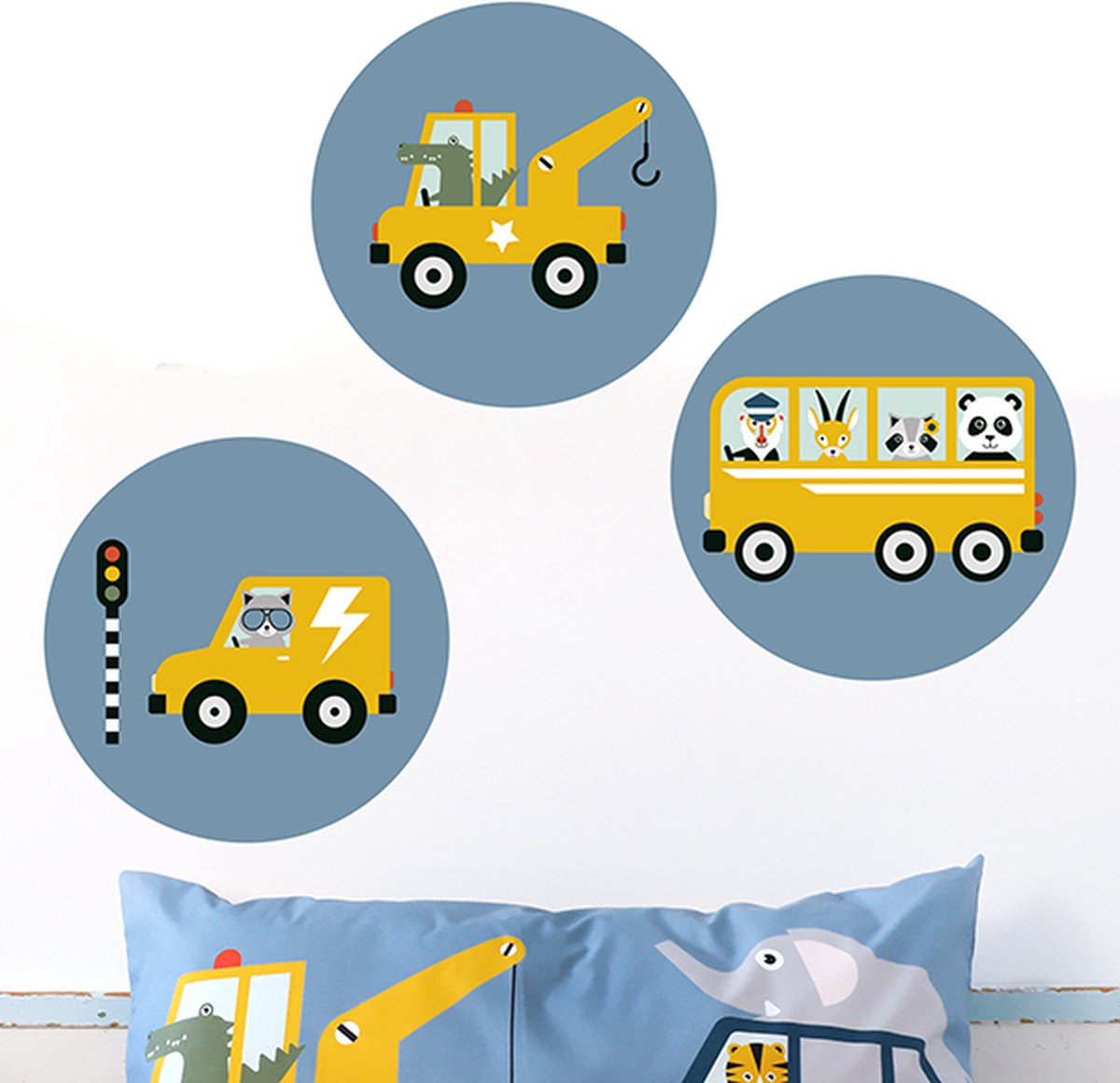 Muurcirkel set Dieren Onderweg jeans blauw 3x 30cm - muursticker - voertuigen - dieren - bus - takelwagen - krokodil - panda - aap - baviaan - blauw - oker - kinderkamer - jongenskamer - muurdecoratie - kinderkamerstyling – kinderkameraccessoire