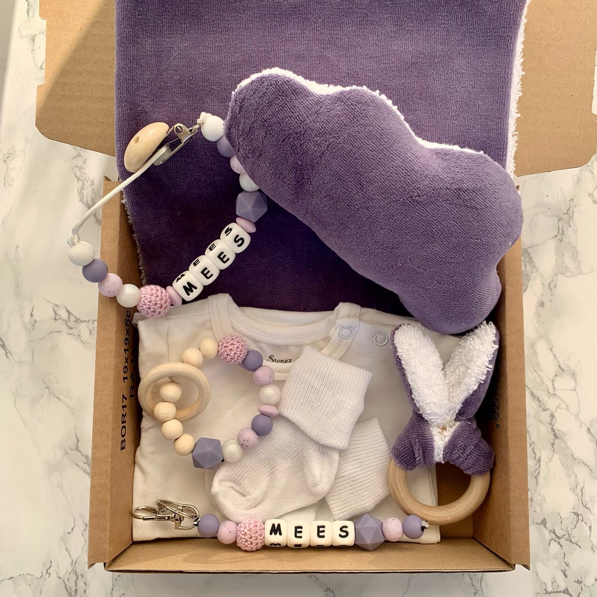 Goedkoopste Giftset babypakket - paars - gepersonaliseerd - verschillende maten