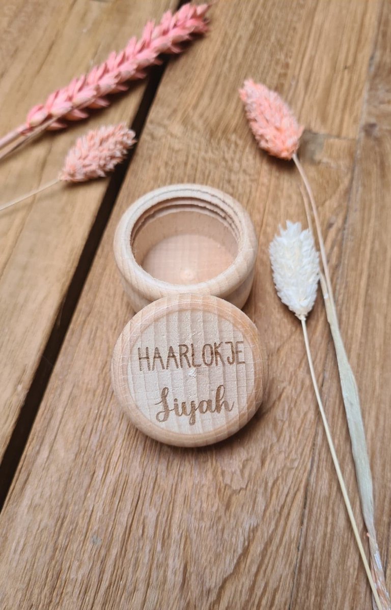 Bewaardoosje | haarlokje | haarlokdoosje | opdruk: gegraveerd | gepersonaliseerd bewaarpotje | haarlokpotje | RoNa Design