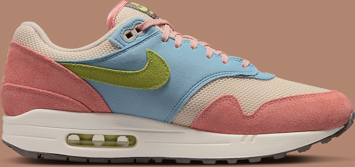 Nike Nike Air Max 1 Light Madder Root Worn Sneakers Unisex 800 Beige