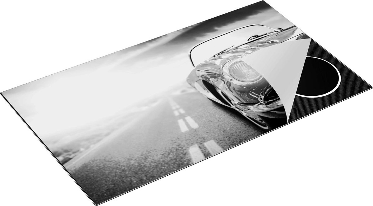 Chefcare Inductie Beschermer Oude Rode Auto - Retro - Zwart Wit - 89,6x51,6 cm - Afdekplaat Inductie - Kookplaat Beschermer - Inductie Mat