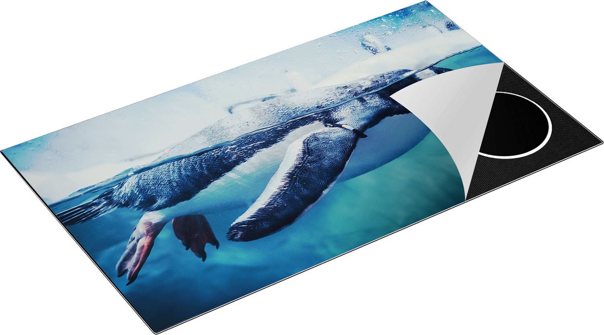 Chefcare Inductie Beschermer Pinguïn Zwemt in het Water - 90x52 cm - Afdekplaat Inductie - Kookplaat Beschermer - Inductie Mat