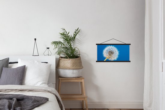 Posterhanger incl. Poster 60x30 cm - Schoolplaat - Paardenbloem - Bloem - Terras - Textielposter - Zwarte latten