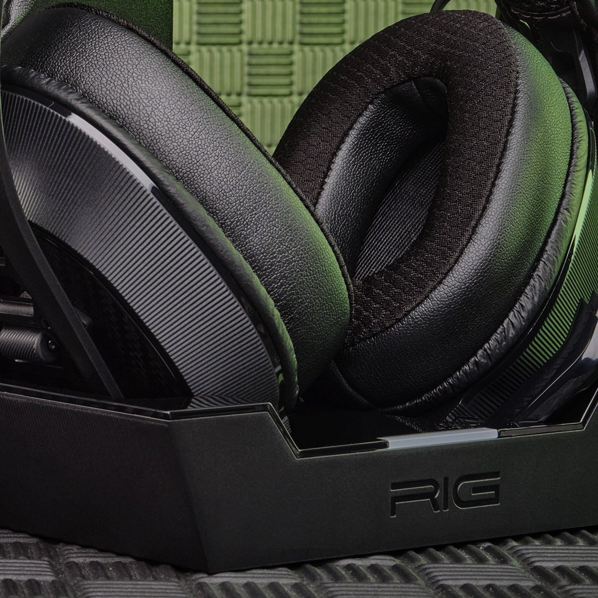 Nacon RIG 800 Pro HX Dolby Atmos - Draadloze Gaming Headset - Xbox Series X/Xbox One - Zwart thumbnail 6