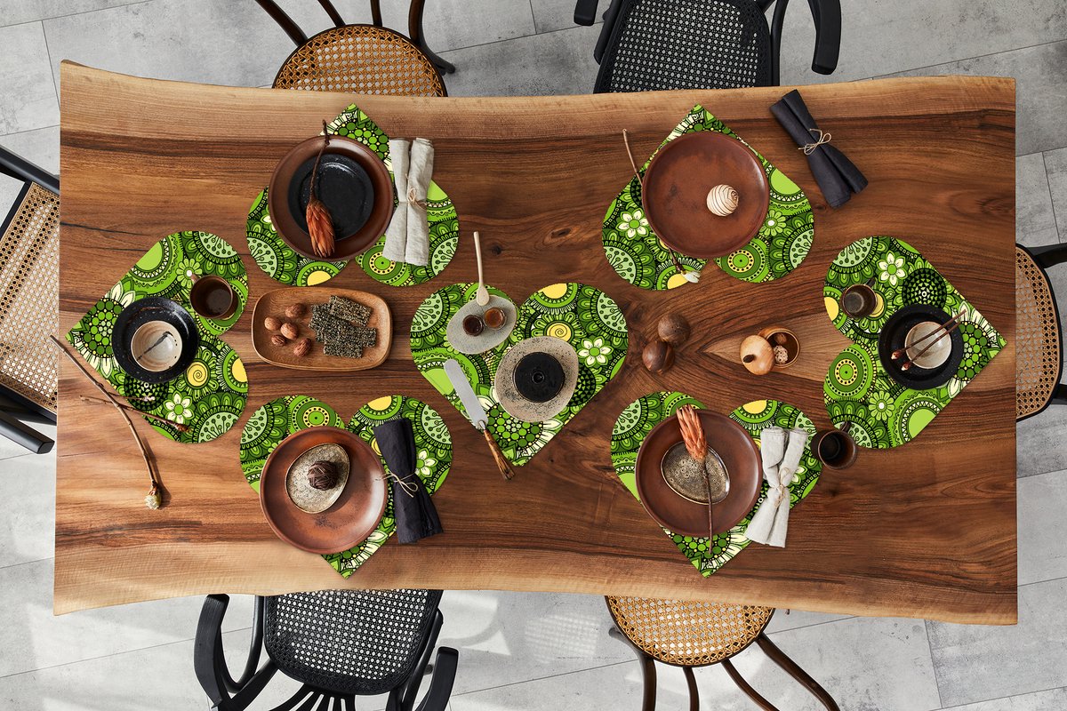 Onderleggers - Placemats - Placemats hartje - Bloemen - Groen - Patroon - 8 stuks