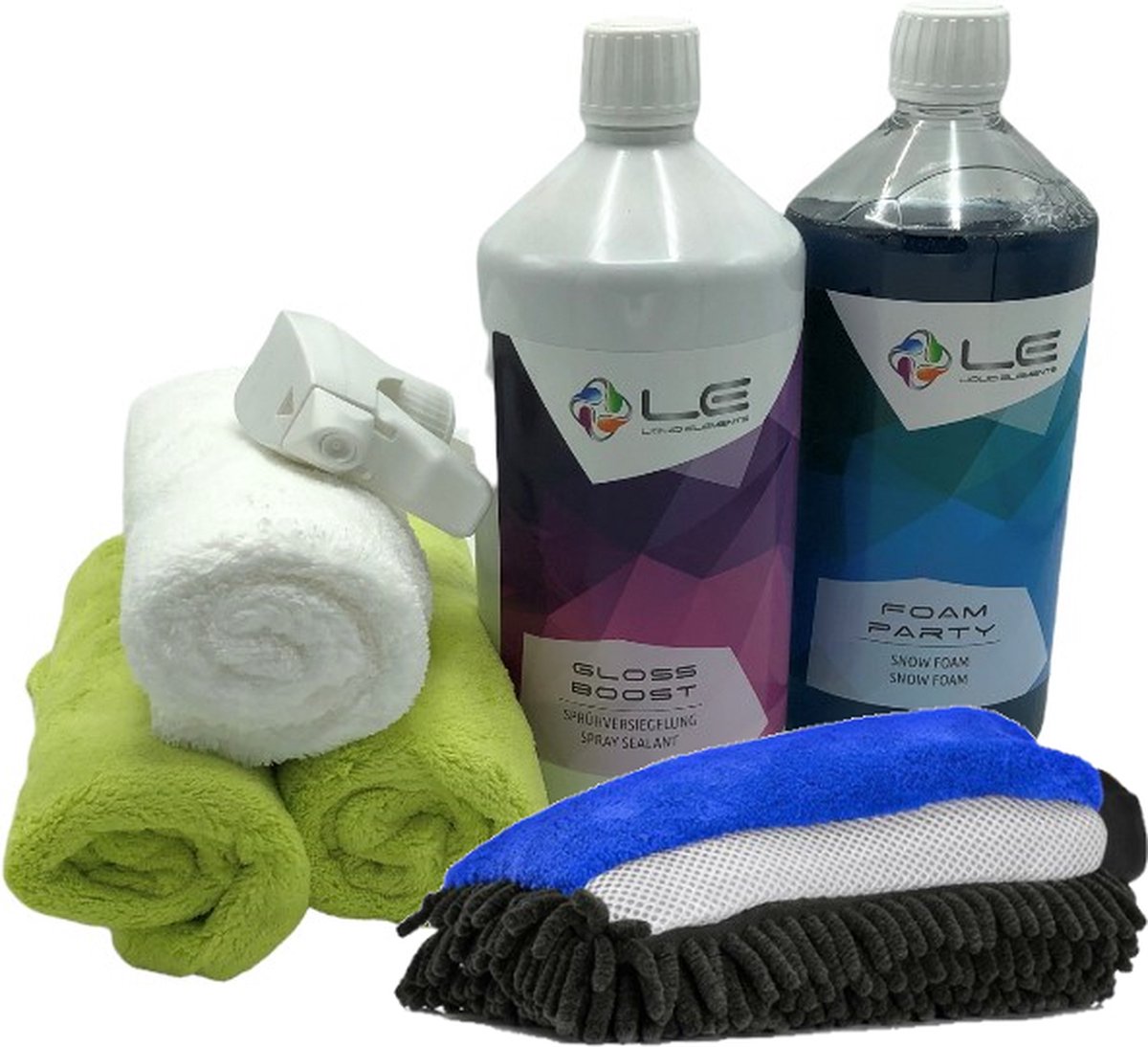 LE Liquid Elements Gloss Boost was pakket bestaande uit; Gloss Boost quick detailer 1000 ml, Foam Party snowfoam 1000 Ml, WashMitt