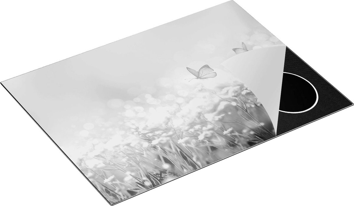Chefcare Inductie Beschermer Twee Blauwe Vlinders bij Roze Bloemen - Zwart Wit - 70x50 cm - Afdekplaat Inductie - Kookplaat Beschermer - Inductie Mat