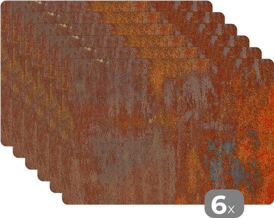 Pile de six sets de table à motif rouille vieilli.