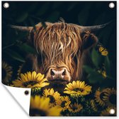 Tuinposter - Schotse hooglander - Bloemen - Dieren - Tuin - Koe - 50x50 cm - Schuttingposter - Tuindecoratie - Tuindoek - Buitenposter
