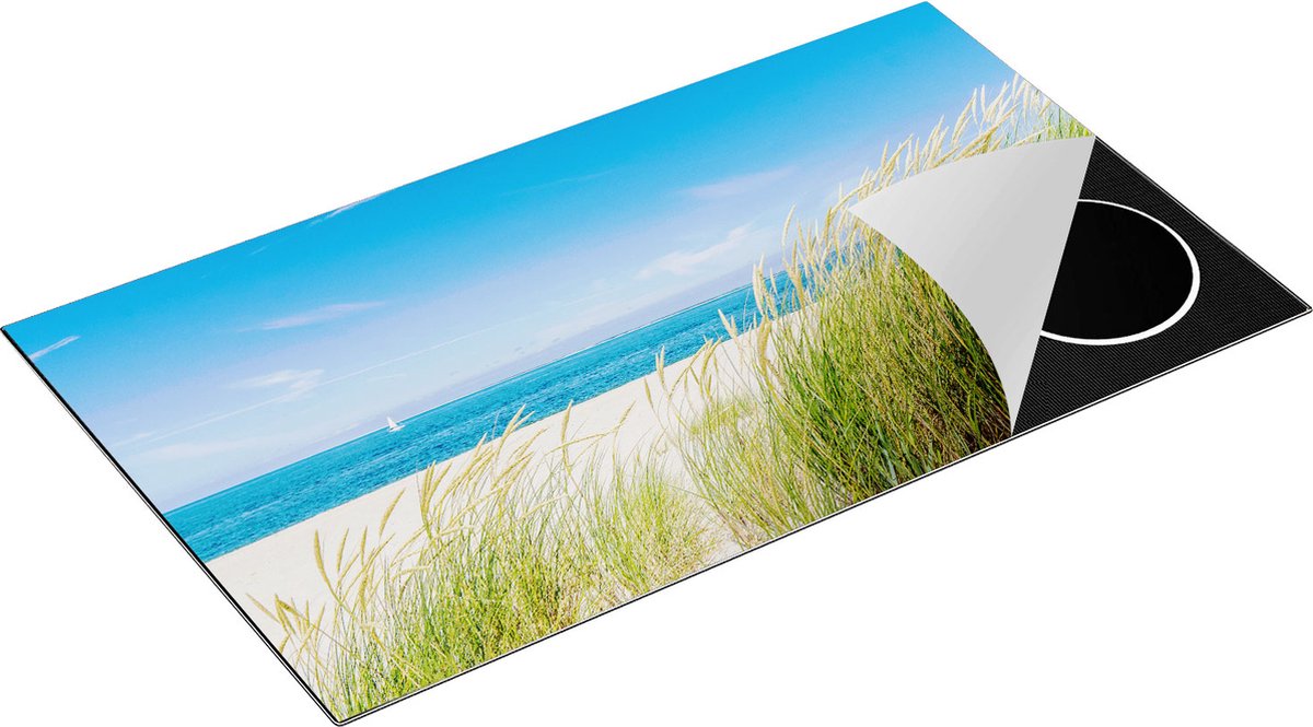 Chefcare Inductie Beschermer Strand en Zee met een Zeilboot - 91,2x52 cm - Afdekplaat Inductie - Kookplaat Beschermer - Inductie Mat