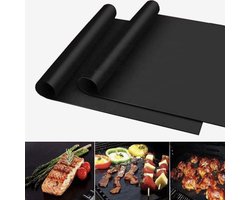 De Millennials Duurzame Multimat - 4 Stuks - BBQ - Deegmat - Grill mat - Koken - Ovenbeschermer  - Hittebestendig - Makkelijk schoon - Zwart - Antislip - Keukenaccessoires - Herbruikbare bakmat – Barbecue matje – Makkelijk - Feestje