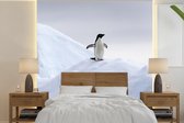 Behang - Fotobehang Pinguïn - IJs - Winter - Breedte 240 cm x hoogte 240 cm