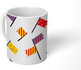 Mok - Koffiemok - Vlaggen - Abstract - Patroon - Mokken - 350 ML - Beker - Koffiemokken - Theemok