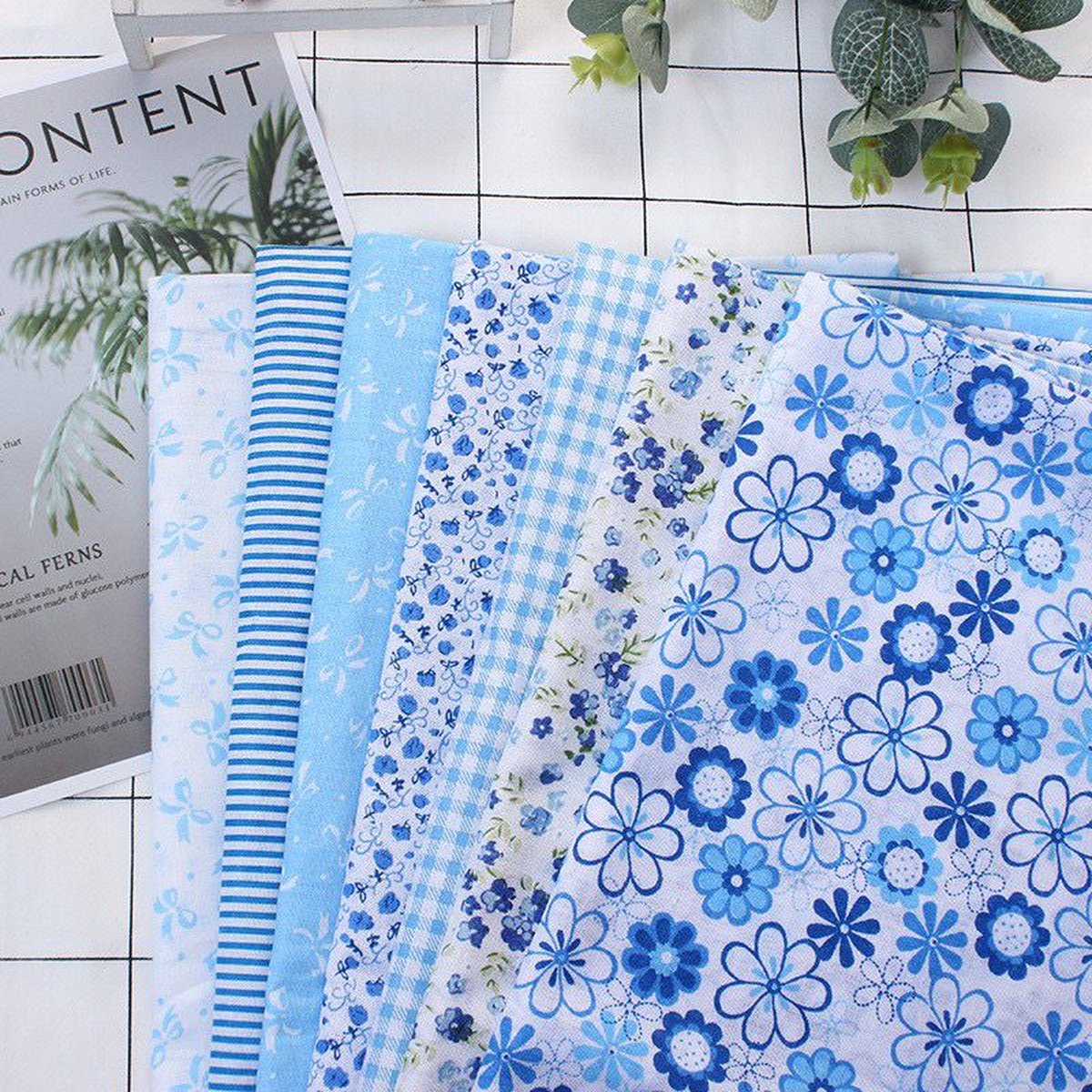 Without Lemon - Katoen Stof - Set van 7 designs - Patchwork - Quilt - Naaistof - 25x25cm - 100% katoen - Loyaal Blauw