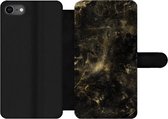 Bookcase Geschikt voor iPhone 7 telefoonhoesje - Goud - Glitter - Zwart - Met vakjes - Wallet case met magneetsluiting