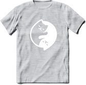 Ying Yang Sleepy Kat - Katten T-Shirt Kleding Cadeau | Dames - Heren - Unisex | Dieren shirt | Grappig Verjaardag kado | Tshirt Met Print | - Licht Grijs - Gemaleerd - XL