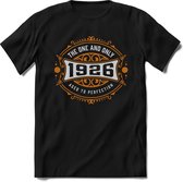 1926 The One And Only | Feest Kado T-Shirt Heren - Dames | Goud - Zilver | Perfect Verjaardag Cadeau Shirt | Grappige Spreuken - Zinnen - Teksten |