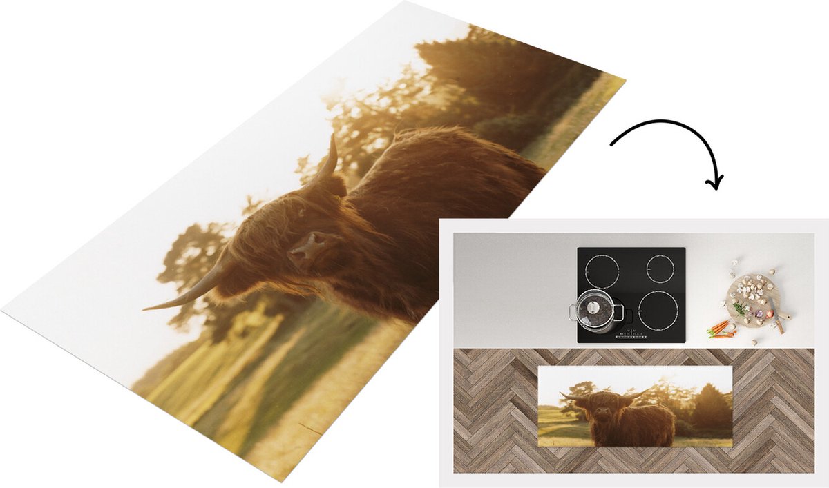 KitchenYeah Keukenloper - Loper keuken - Schotse hooglander - Gras - Zon - 120x50 cm - Keukenloper vinyl Multicolor