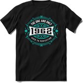 1962 The One And Only | Feest Kado T-Shirt Heren - Dames | Cobalt - Wit | Perfect Verjaardag Cadeau Shirt | Grappige Spreuken - Zinnen - Teksten | Maat M