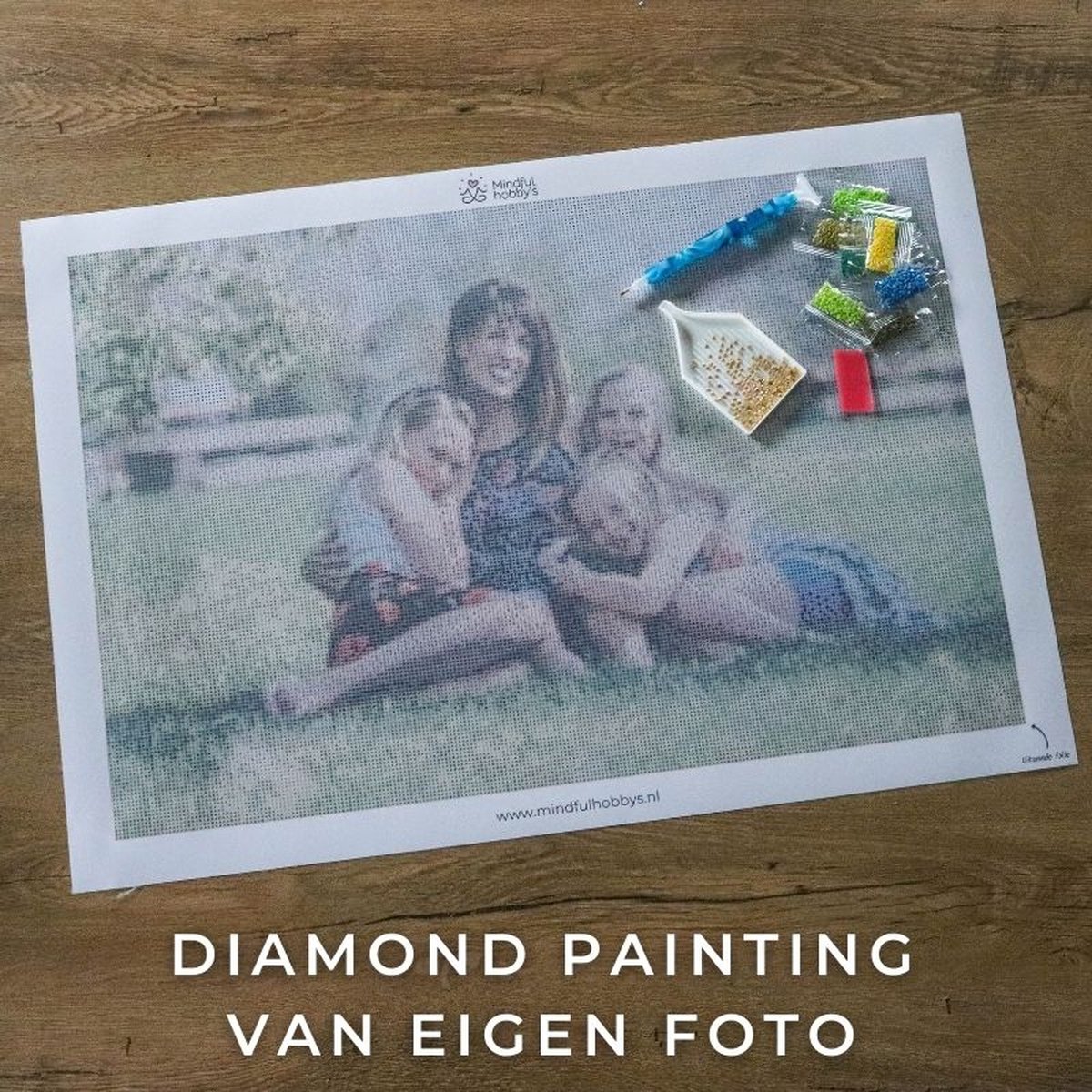Diamond painting eigen foto - Geproduceerd in Nederland - 60 x 60 cm - dibond materiaal - vierkante steentjes - Binnen 2-3 werkdagen in huis
