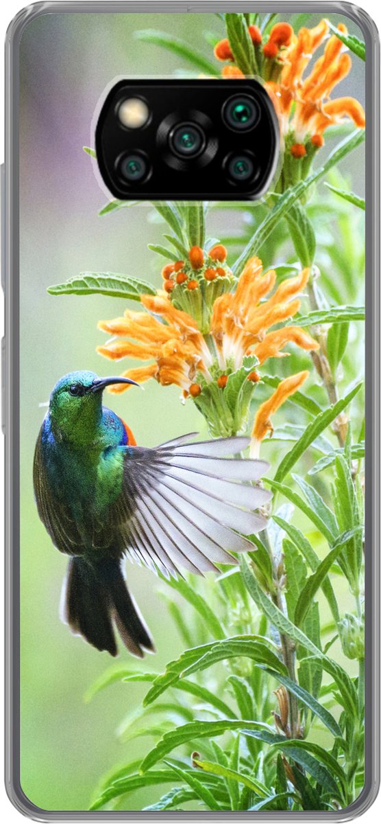 Telefoonhoesje Geschikt voor Xiaomi Geschikt voor Poco X3 NFC hoesje - Close-up van een kleurrijke vogel naast planten met oranje bloemen - Siliconen Telefoonhoesje Telefoonhoesje