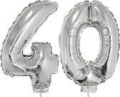 40 jaar leeftijd feestartikelen/versiering cijfers ballonnen op stokje van 41 cm - Combi van cijfer 40 in het zilver