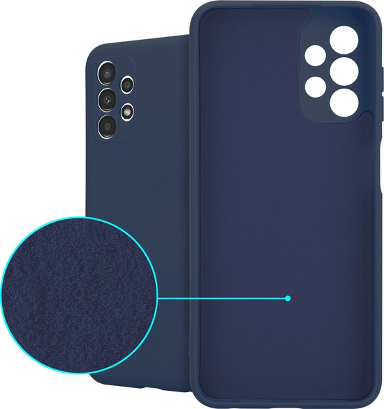 Donkerblauw siliconen telefoonhoesje, matte afwerking en met een ingezette vilten voering.