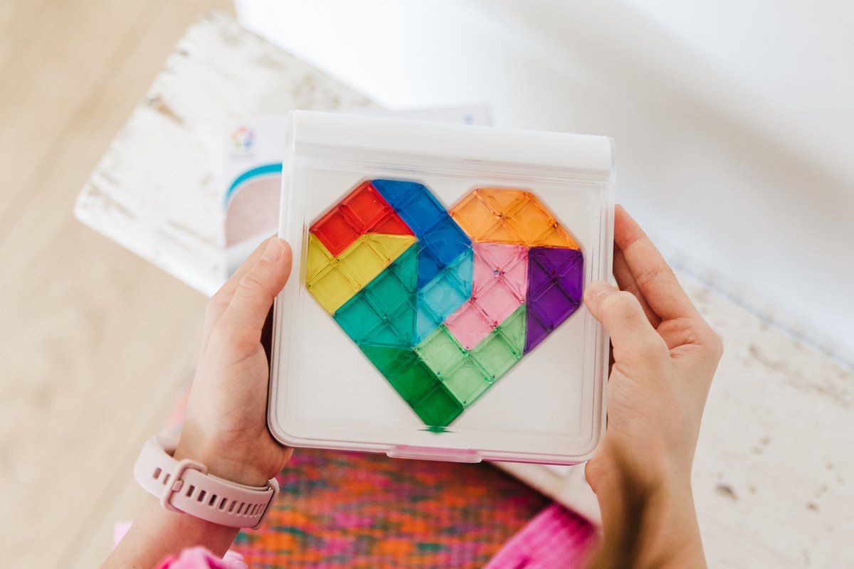 SmartGames IQ Love - Logisch Denkspel & Reispuzzel - 120 Opdrachten met Dubbelzijdig Spelbord - Educatief Solospel - Vanaf 7 Jaar — cadeau in Spellen & Speelgoed - foto 5