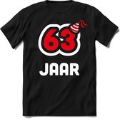 63 Jaar Feest kado T-Shirt Heren / Dames - Perfect Verjaardag Cadeau Shirt - Wit / Rood - Maat L