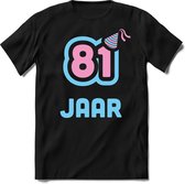 81 Jaar Feest kado T-Shirt Heren / Dames - Perfect Verjaardag Cadeau Shirt - Licht Blauw / Licht Roze - Maat L