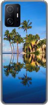 Geschikt voor Xiaomi 11T Pro hoesje - Bij Wailea Beach op Hawaii worden palmbomen gereflecteerd op het water - Siliconen Telefoonhoesje