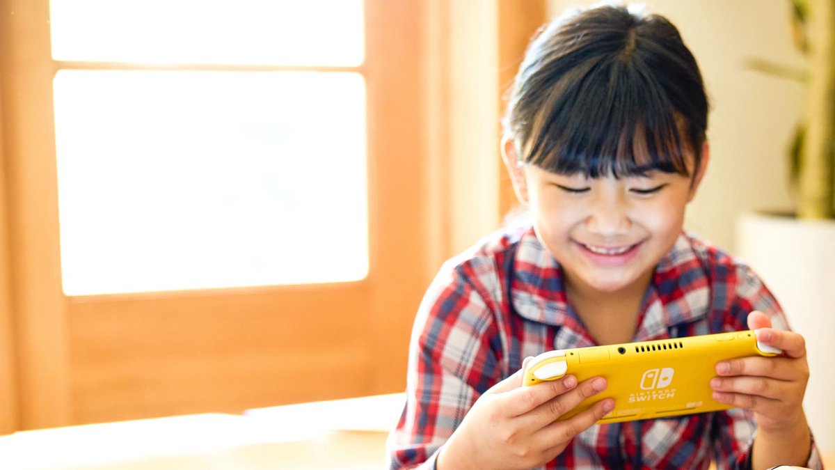 Nintendo Switch Lite Geel – Compacte handheld console thumbnail 5