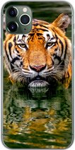 Geschikt voor iPhone 11 Pro Max hoesje - Tijger - Water - Reflectie - Siliconen Telefoonhoesje