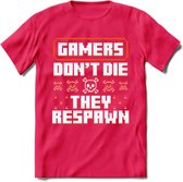 Gamers don't die pixel T-shirt | Oranje | Gaming kleding | Grappig game verjaardag cadeau shirt Heren – Dames – Unisex | - Roze - XXL