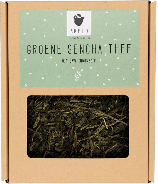 Kartonnen verpakking van ARELO met het opschrift 'GROENE SENCHA THEE UIT JAVA INDONESIE'. Zichtvenster toont gedroogde groene theebladeren.