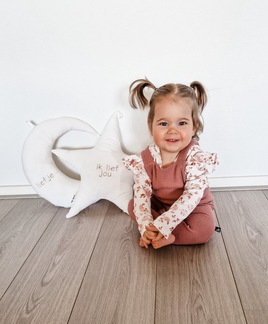 NICI Kissen Molang figürlich 30x40 cm online bestellen | MÜLLER Schweiz NICI Kissen Molang figürlich 30x40 cm online bestellen | MÜLLER Schweiz