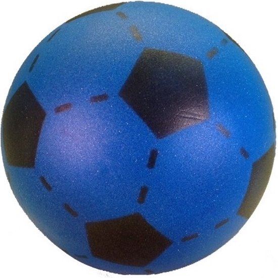 Foto: Set van 2 foam softbal voetballen blauw 20 cm zachte speelgoed voetbal