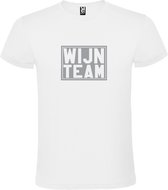 Wit T shirt met print van " Wijn Team " print Zilver size XXL