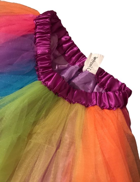 Vind regenboog tule op - maart 2026