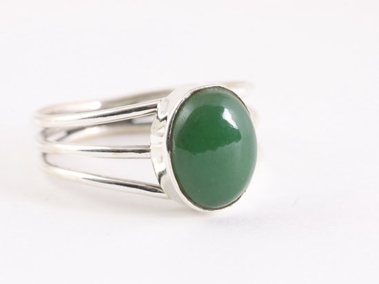 Opengewerkte zilveren ring met jade - maat 17.5