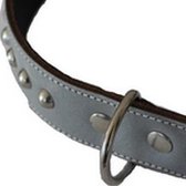 Leren Halsband grijs reflecterend met noppen  52 cm