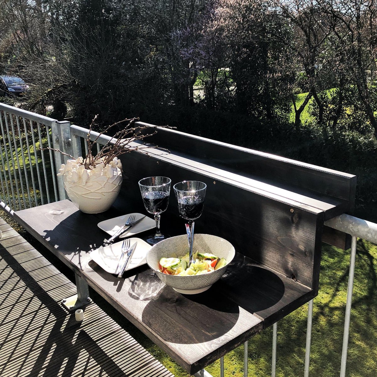 GoudmetHout Balkontafel Niet Inklapbaar XL - Balkonbar- Balkon tafel - Hout - 99 cm - Black wash - Reling Smal
