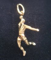 Robimex Collection Zilveren Hanger Handballer Goldplated