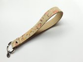Fraaie kleurrijke sleutelhanger van lichtbruin leer by Bagarets - handgemaakt in NL, uniek stuk - 19 cm - 2 cm breed