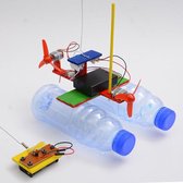 DIY Remote Control plastic bottle boat toy LEGO TECHNIC STYLE / DIY plastic flessenboot speelgoed met afstandsbediening / Jouet de bateau bouteille en plastique télécommandé bricol